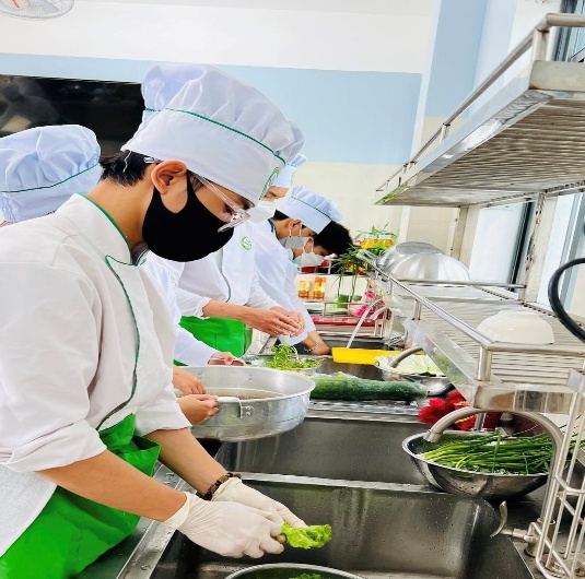 Description: D:2CFI1 hoc bong DM 2022hoc bong Thai Lan309af1ab8344401a1955.jpg