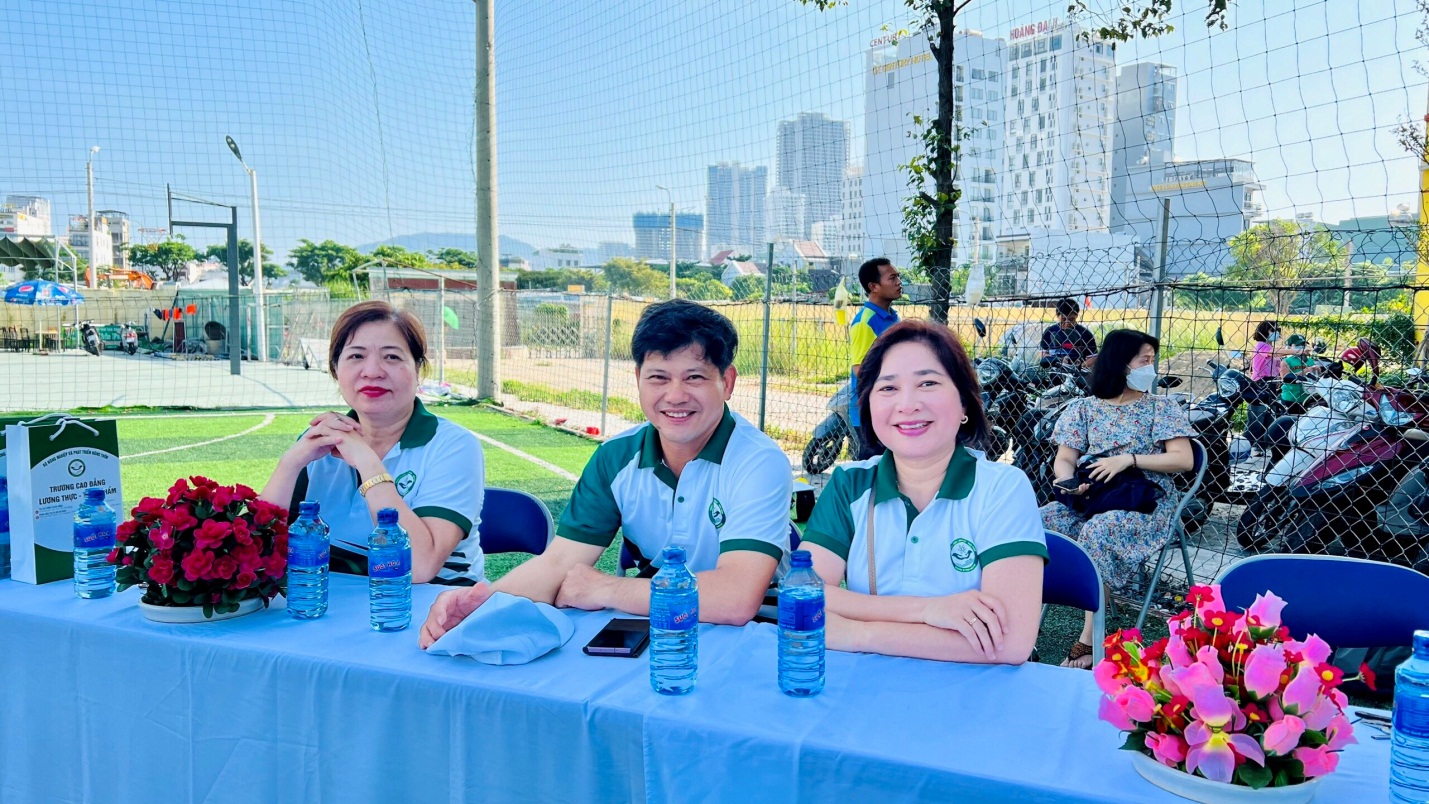 Description: C:UsersHomeDownloads126eb3ace09920c77988.jpg